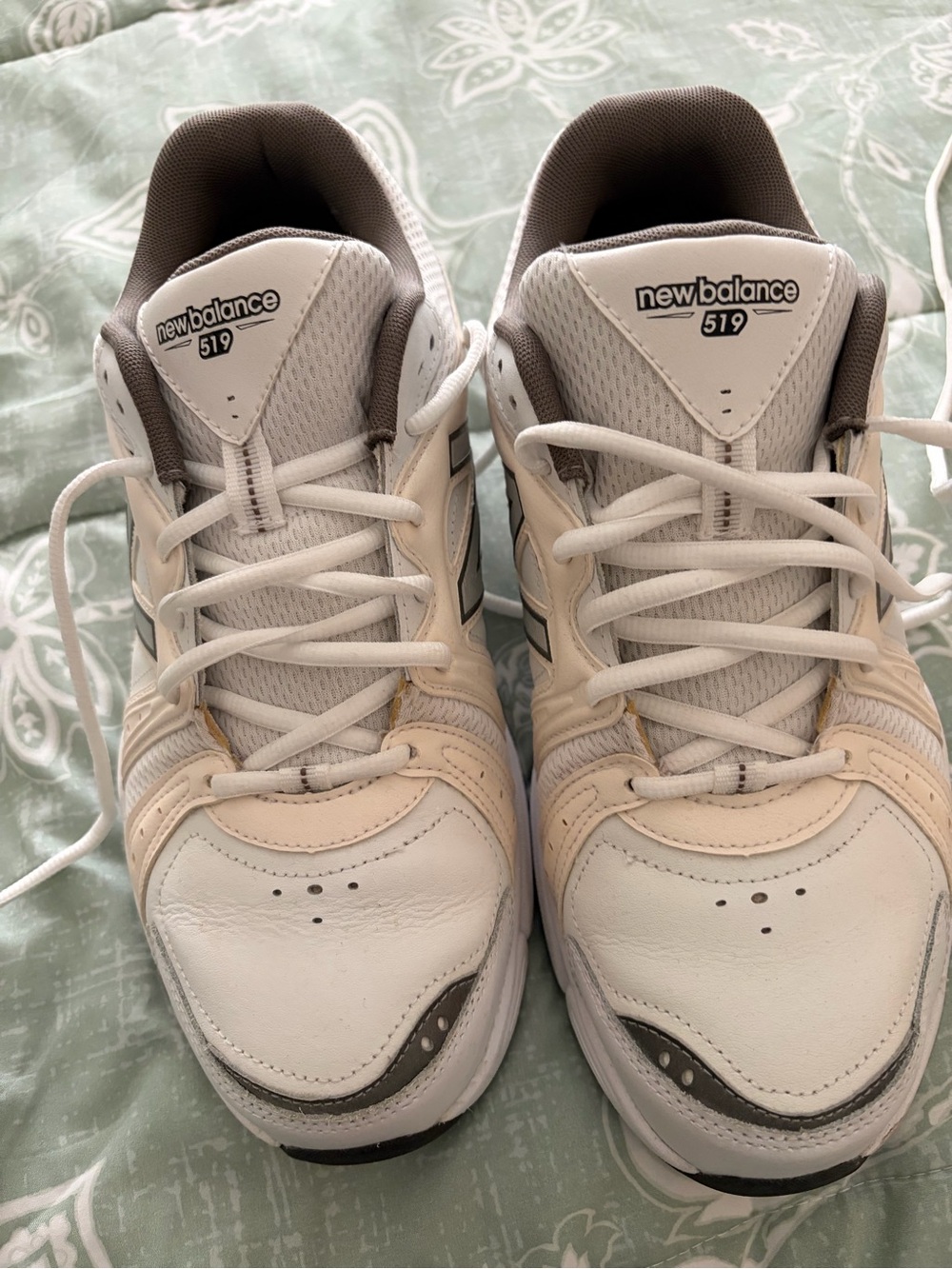 New Balance Mens 519 White and Cream Athletic Sneakers